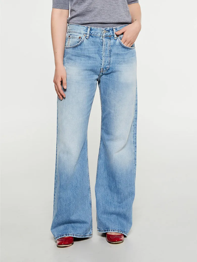 2021 Loose Fit Jeans in Light Blue Vintage