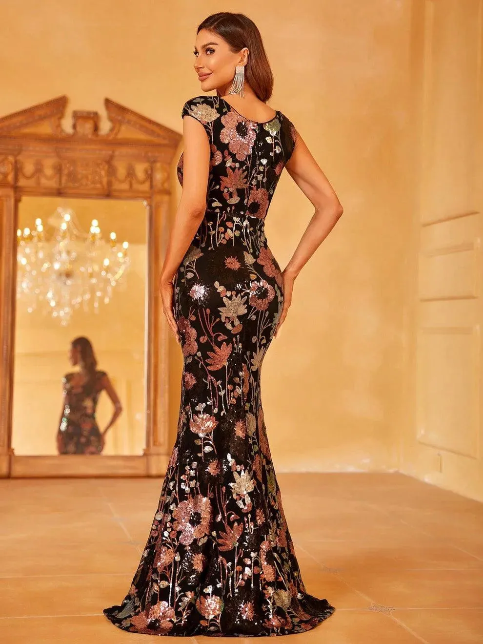 Elegant Sweetheart Neck Floral Sequins Slit Prom Dress