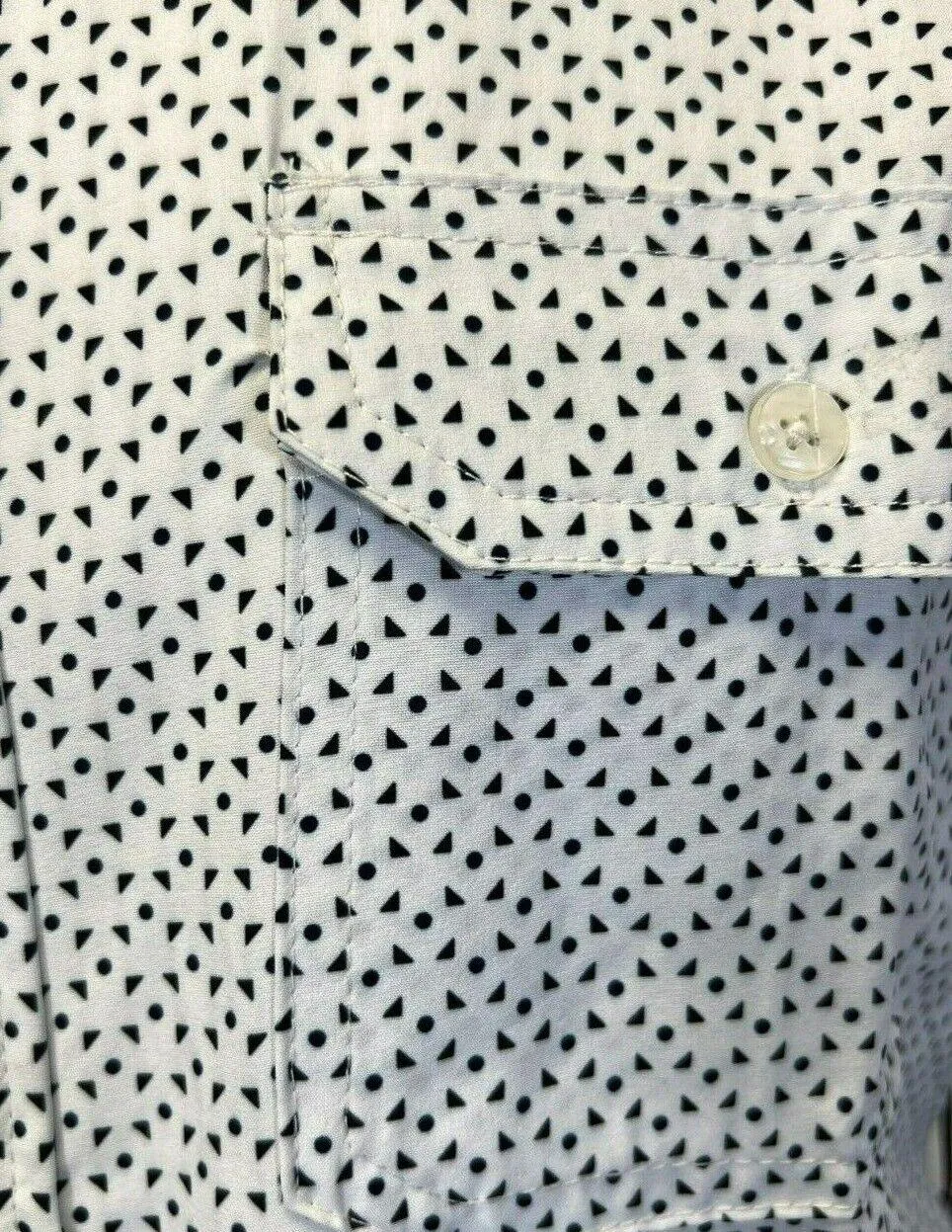 Kenneth Cole Men's White Shirt Triangle Dotted 2 Pockets Woven S/S (S04)