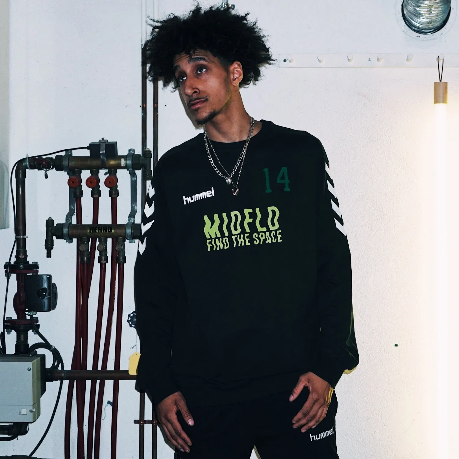 MIDFLD x Hummel - Attack in Waves Crewneck Training Top