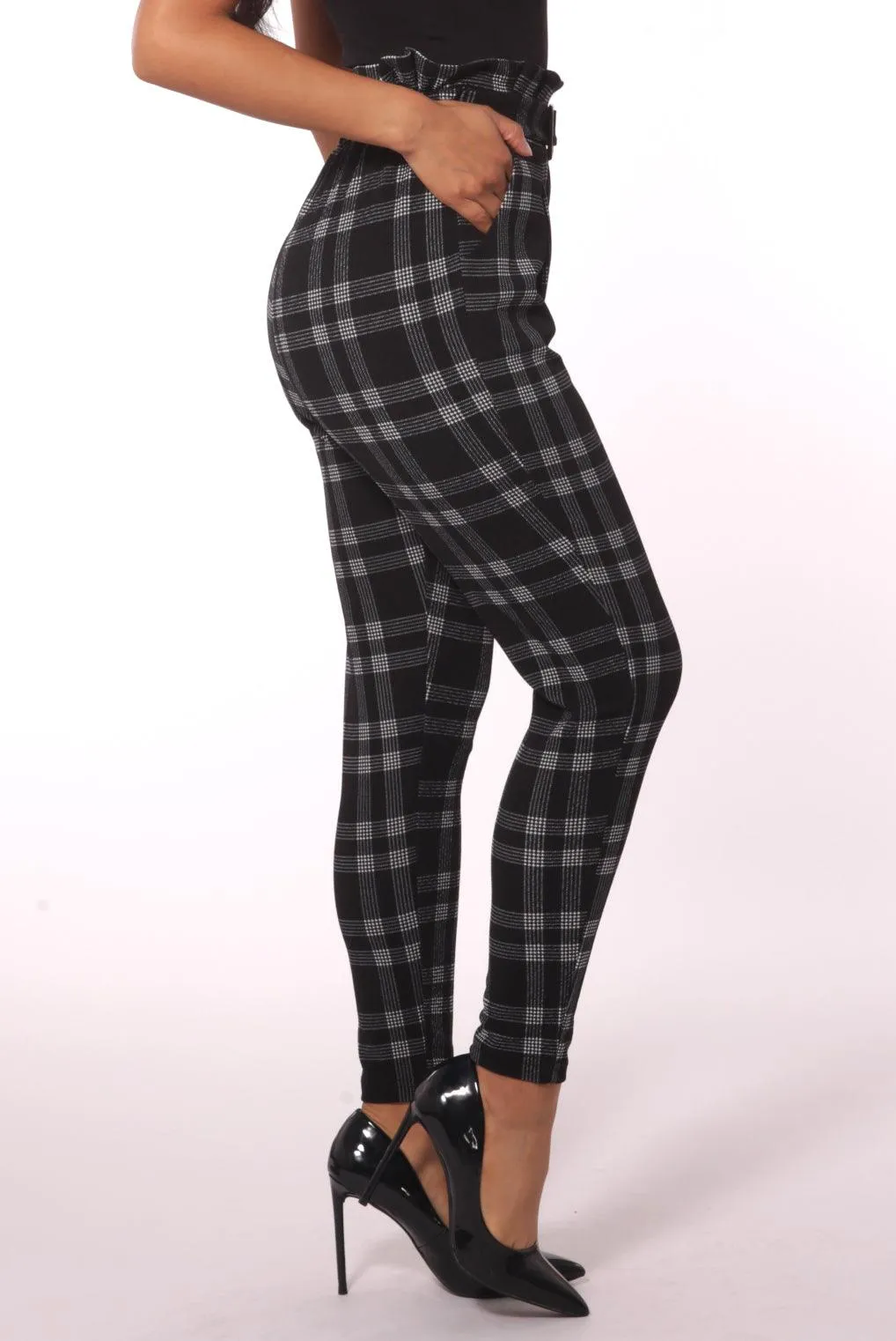 Paperbag Waist Knit Crepe Pleat Pants With Buckle Belt - Black, Gray Plaid