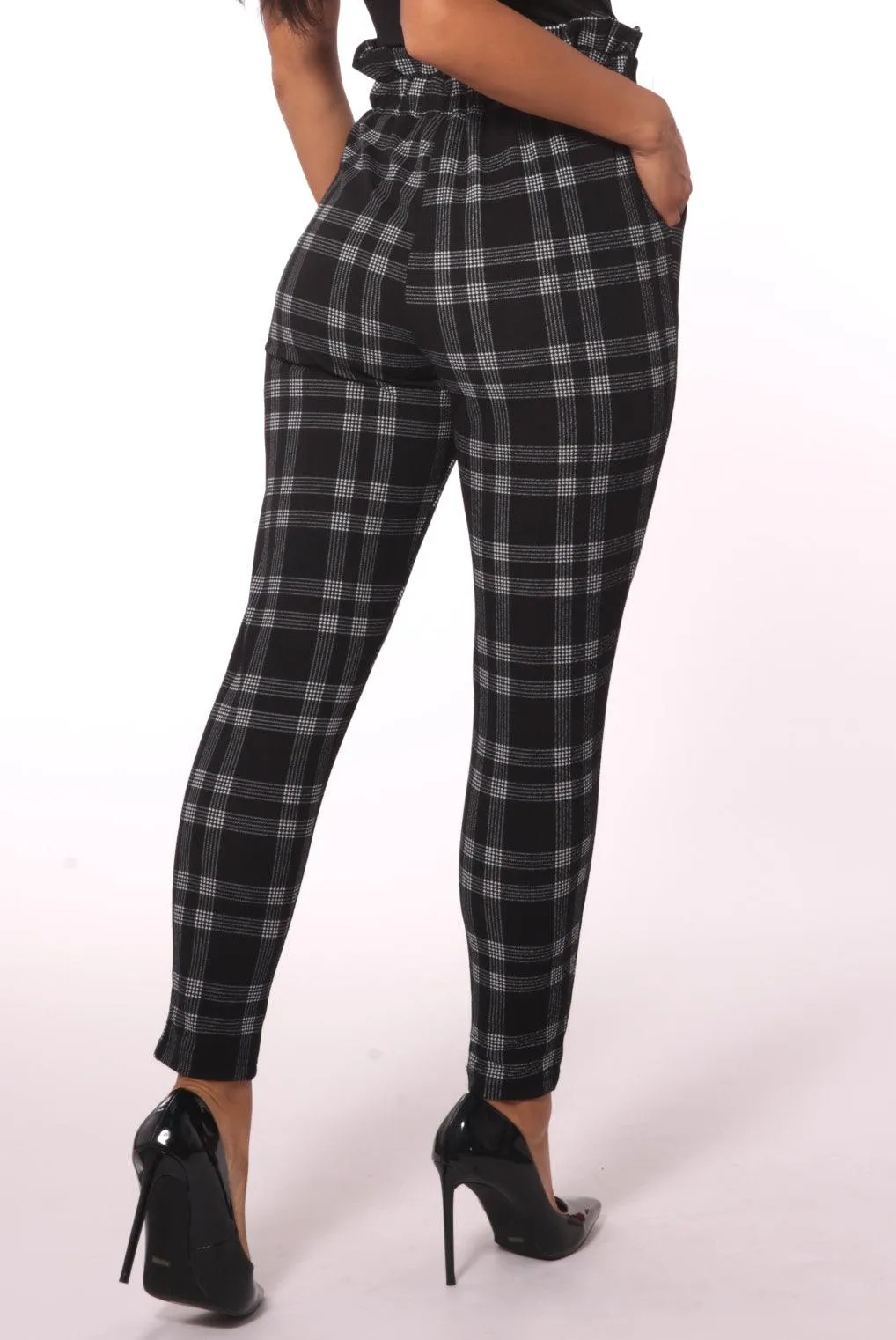 Paperbag Waist Knit Crepe Pleat Pants With Buckle Belt - Black, Gray Plaid